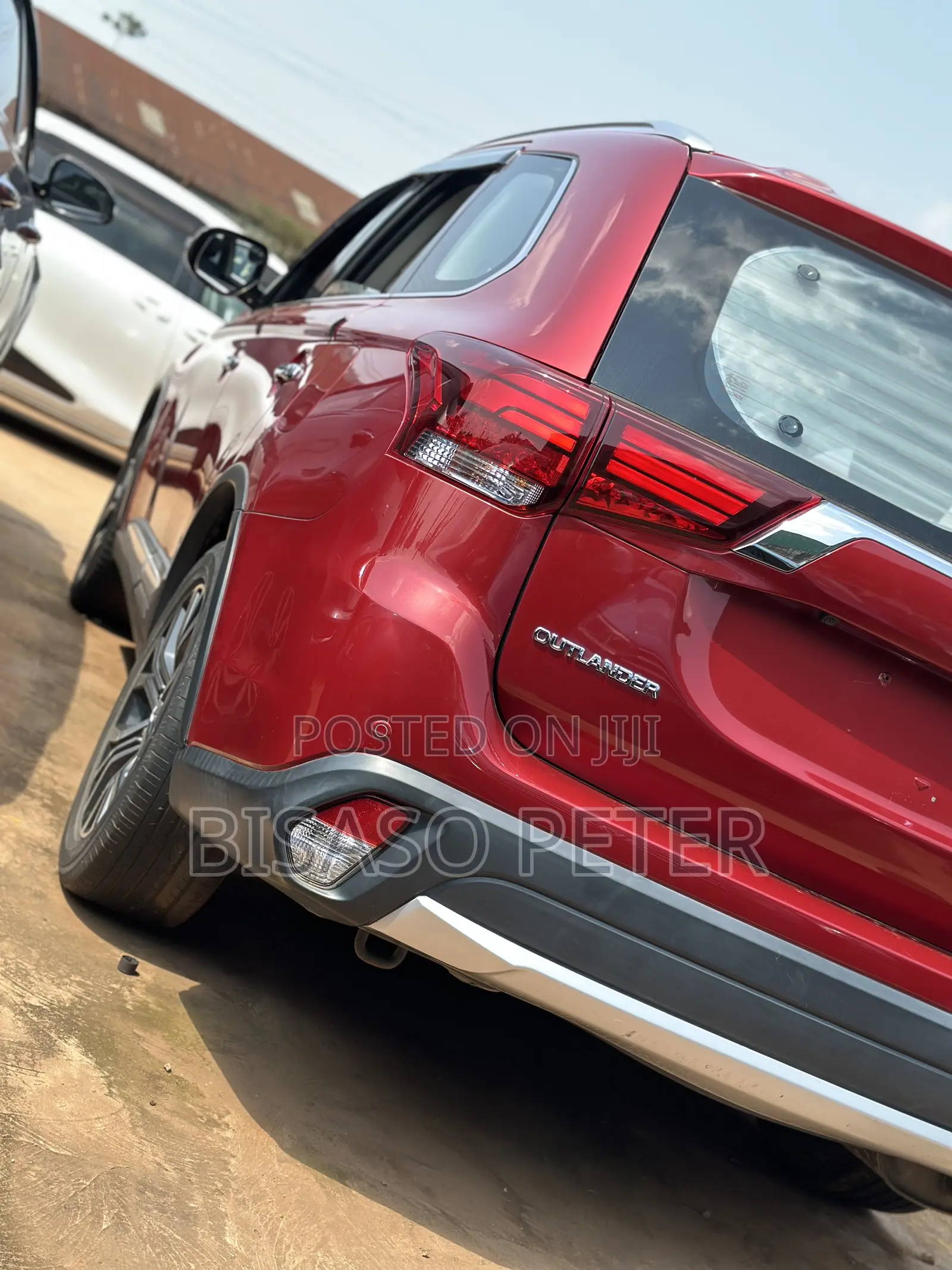 Mitsubishi Outlander 2016 Red