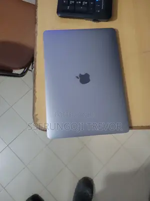 Laptop Apple MacBook Pro 8GB Intel Core I5 SSHD+SSD 256GB