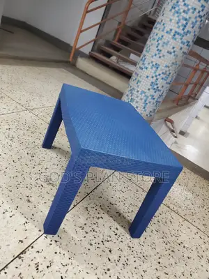Blue Plastic Table for Coffee