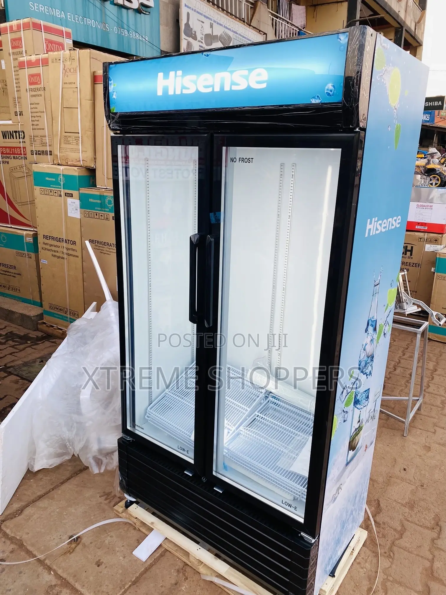 Brand New Hisense 810liters / Display / Showcase