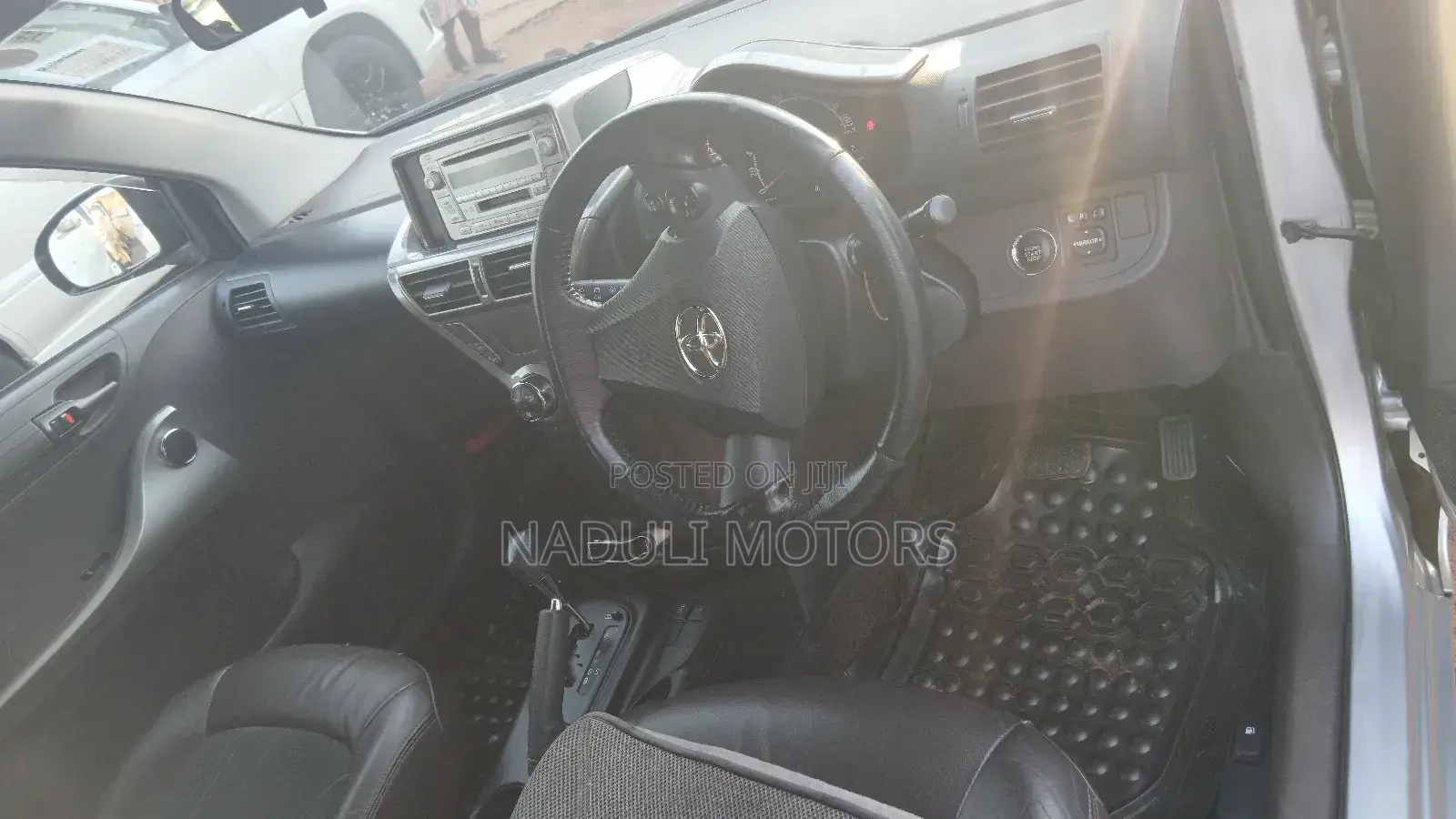 Toyota iQ 2012 Silver