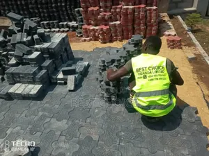 Beautiful Pavers Laid With Precision.