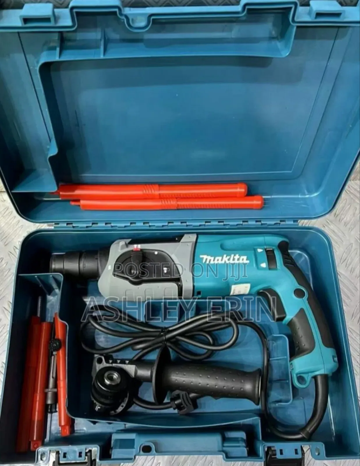 Makita Hr2470f 15/16" Rotary Hammer