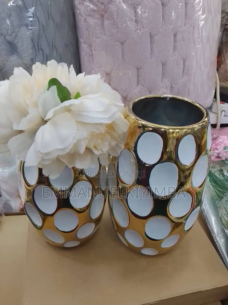 Flower Vase Pair