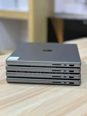 Laptop Apple MacBook Pro 2021 M1 16GB Apple M1 Pro SSD 512GB