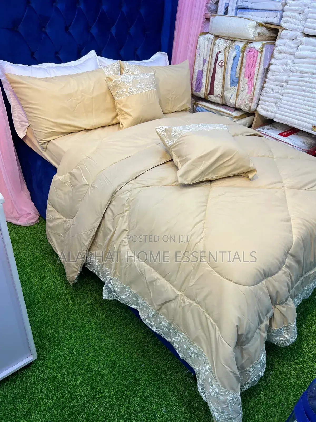 Laced Duvets 12 Pieces (King Size)