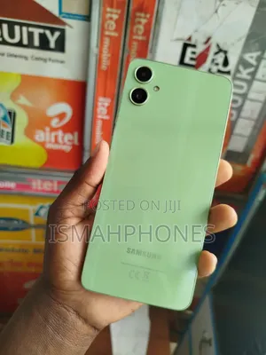 Samsung Galaxy A05 64 GB Green