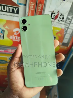 Samsung Galaxy A05 64 GB Green