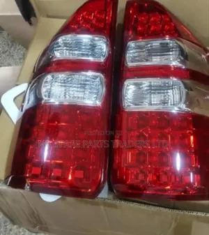 Noah 2010 Rear Lights