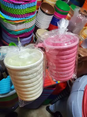 2pcs Plastic Cups