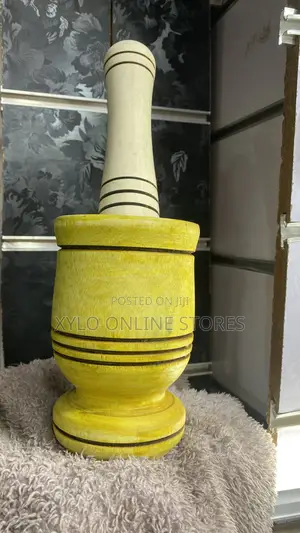Kitchen Mortars And Pounding Stick/Pestle