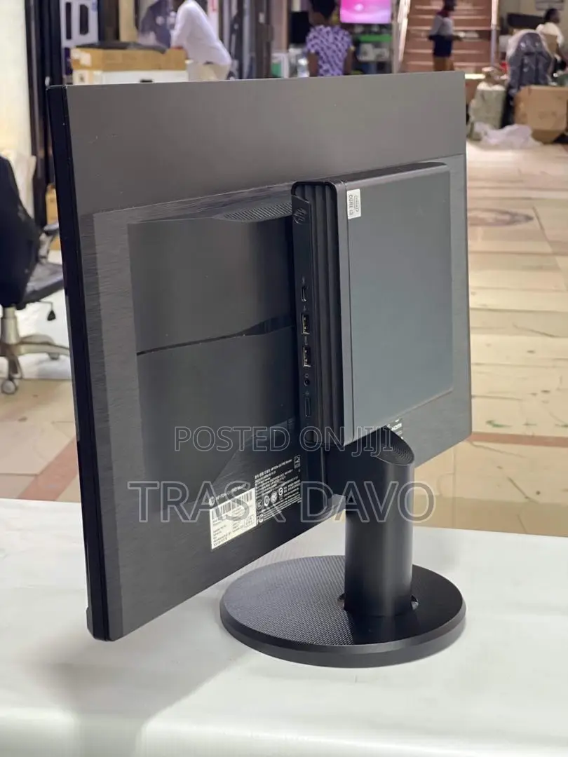 Desktop Computer HP 200 G4 All-in-One 8GB Intel Core I3 SSD 512GB