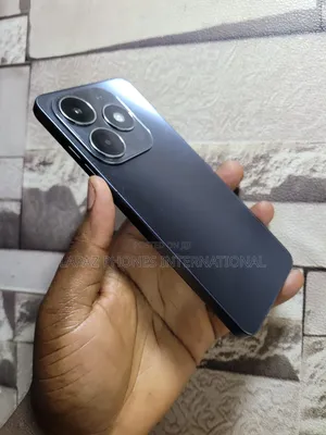 Tecno Spark 20 128 GB Black