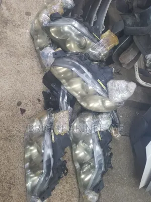 Front Head Lights for Toyota Mark X