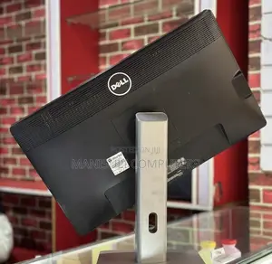 Dell Monitor 24 Inch Screen Ips Vga Dp Usb 3.0