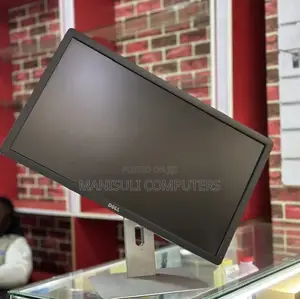 Dell Monitor 24 Inch Screen Ips Vga Dp Usb 3.0