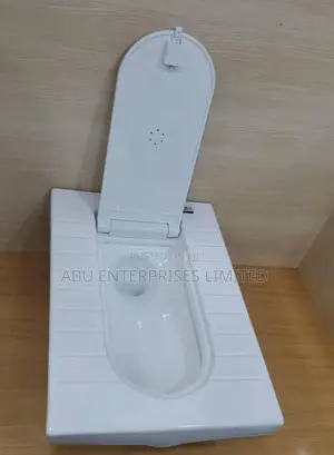 Ceramic Squatting Toilet With Cover