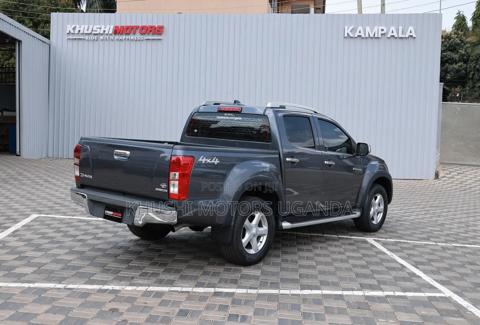 Isuzu D-MAX 2015 Gray