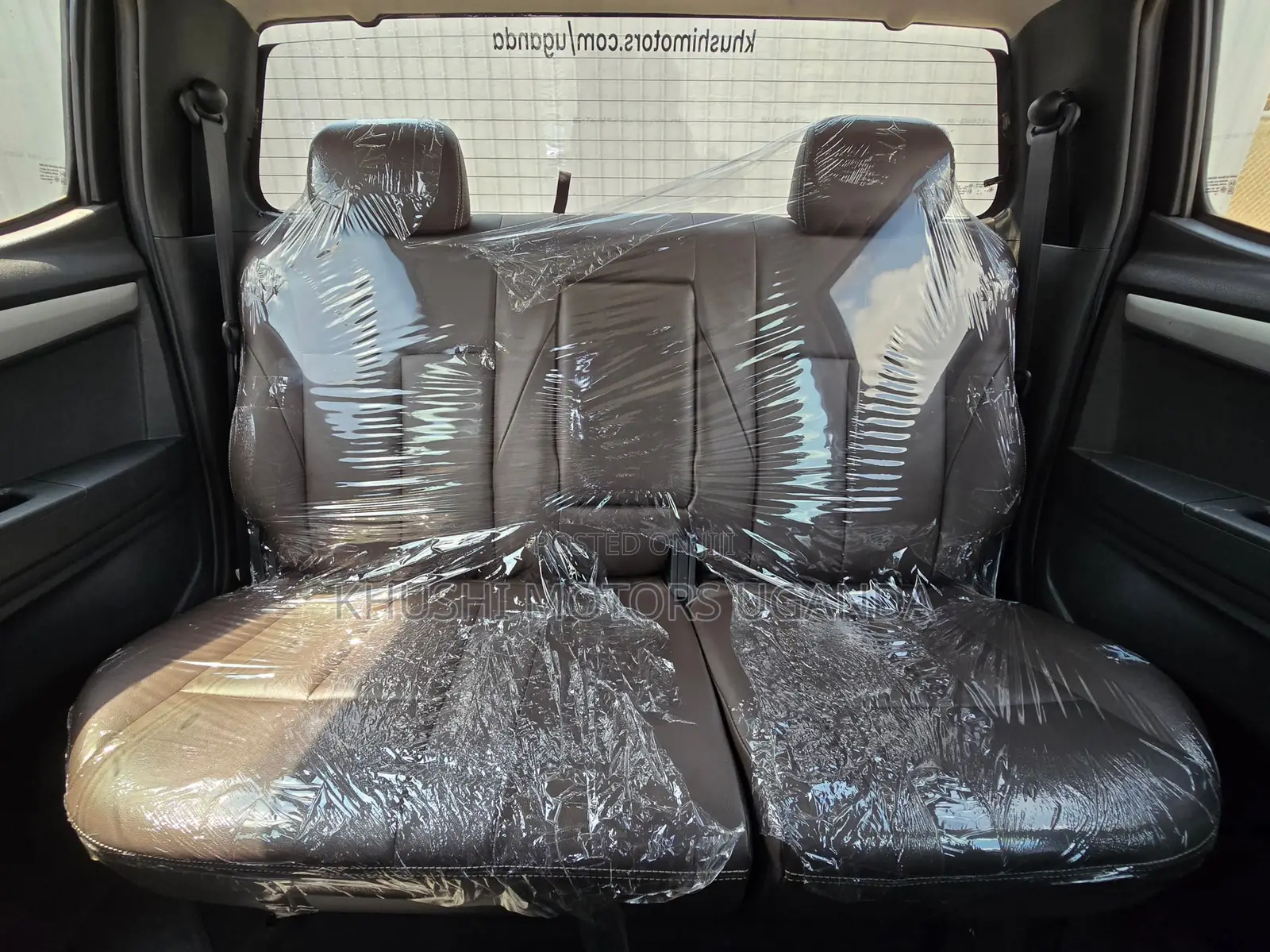 Isuzu D-MAX 2015 Gray