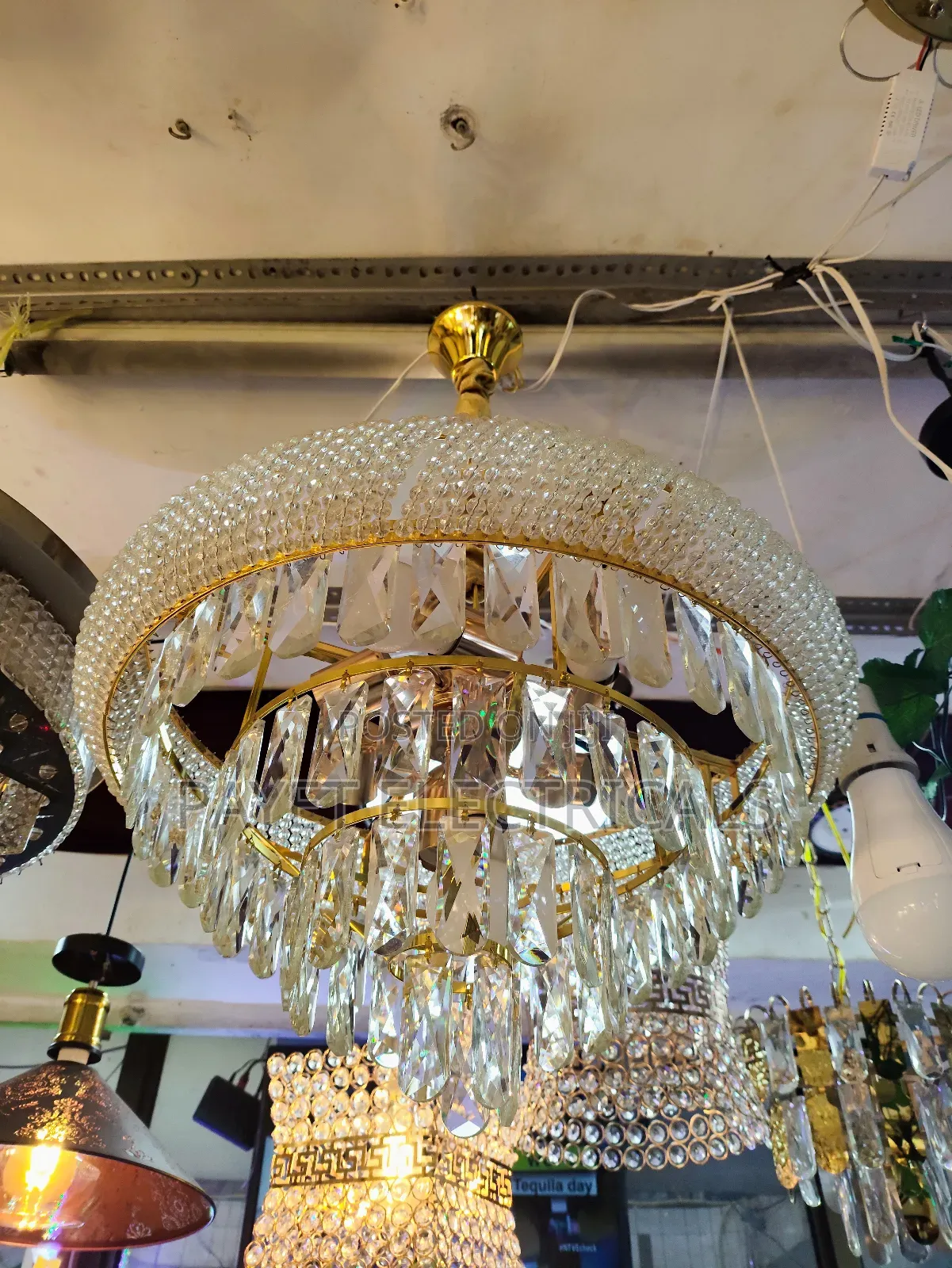 Classy Ceiling Chandelier