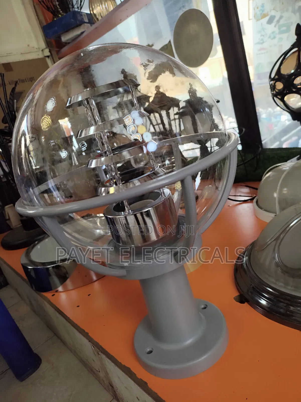 Floral Top Fance Security Light