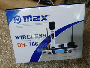 Max Wireless Professional Microphone System