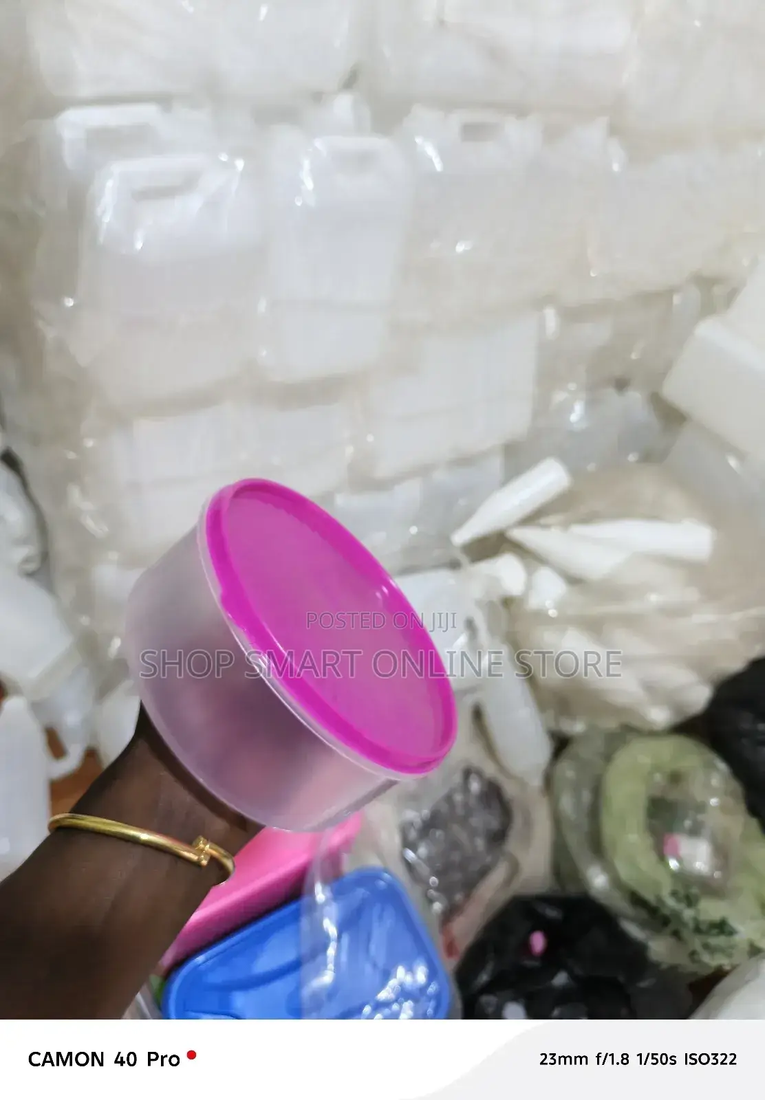 Plastic Fridge Round Containers