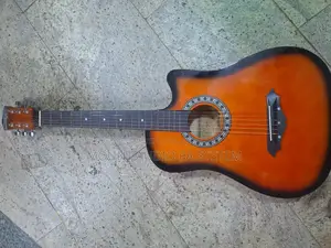 Yamaha Acoustic Guitar
