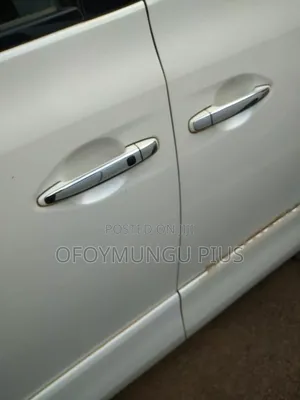 Toyota Alphard 2011 White