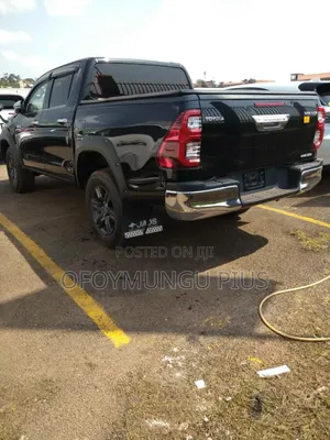 Toyota Hilux 2020 Black