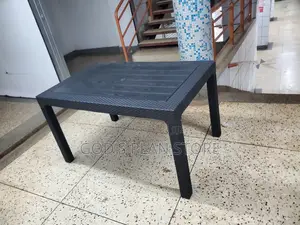Black Restaurant/Hotel /Bar/Beach Plastic Table