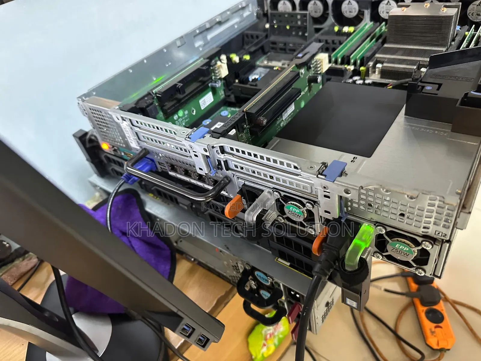 Server Dell PowerEdge R730 96GB Intel Xeon eMMC 2T