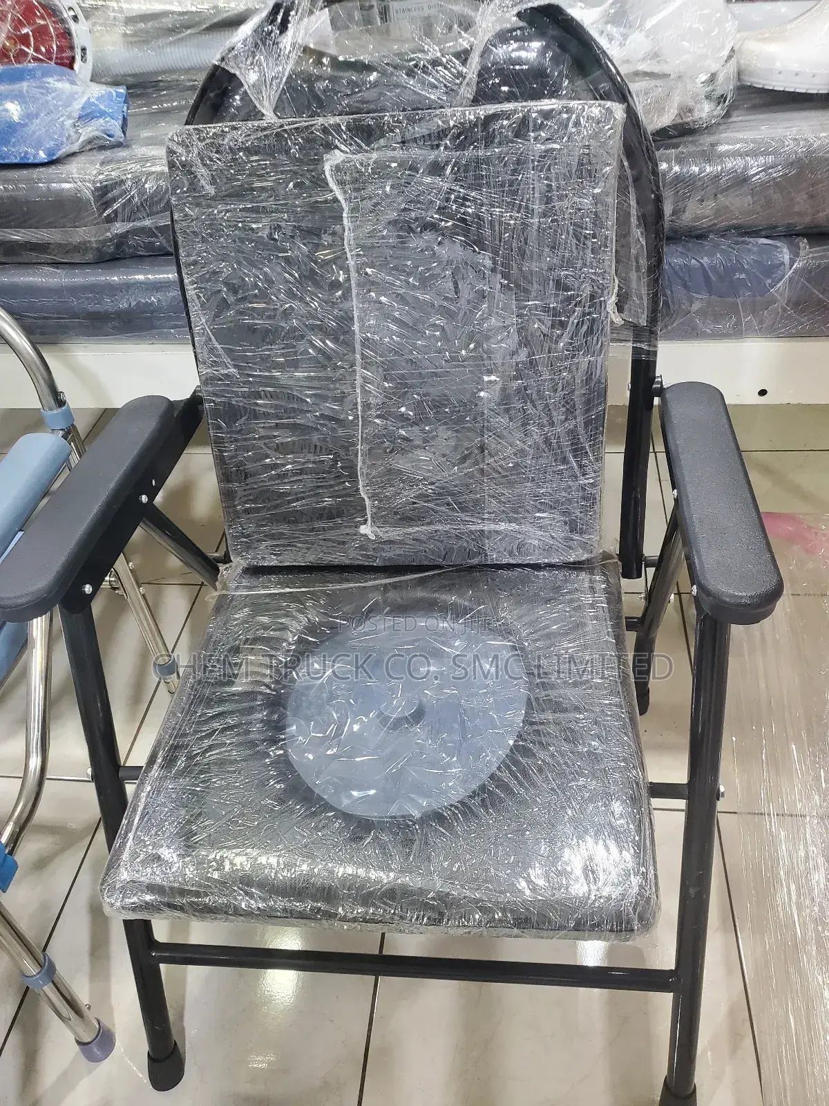 Commode Chair