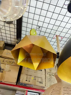 Modern Goldish Pendant Lamp Holder