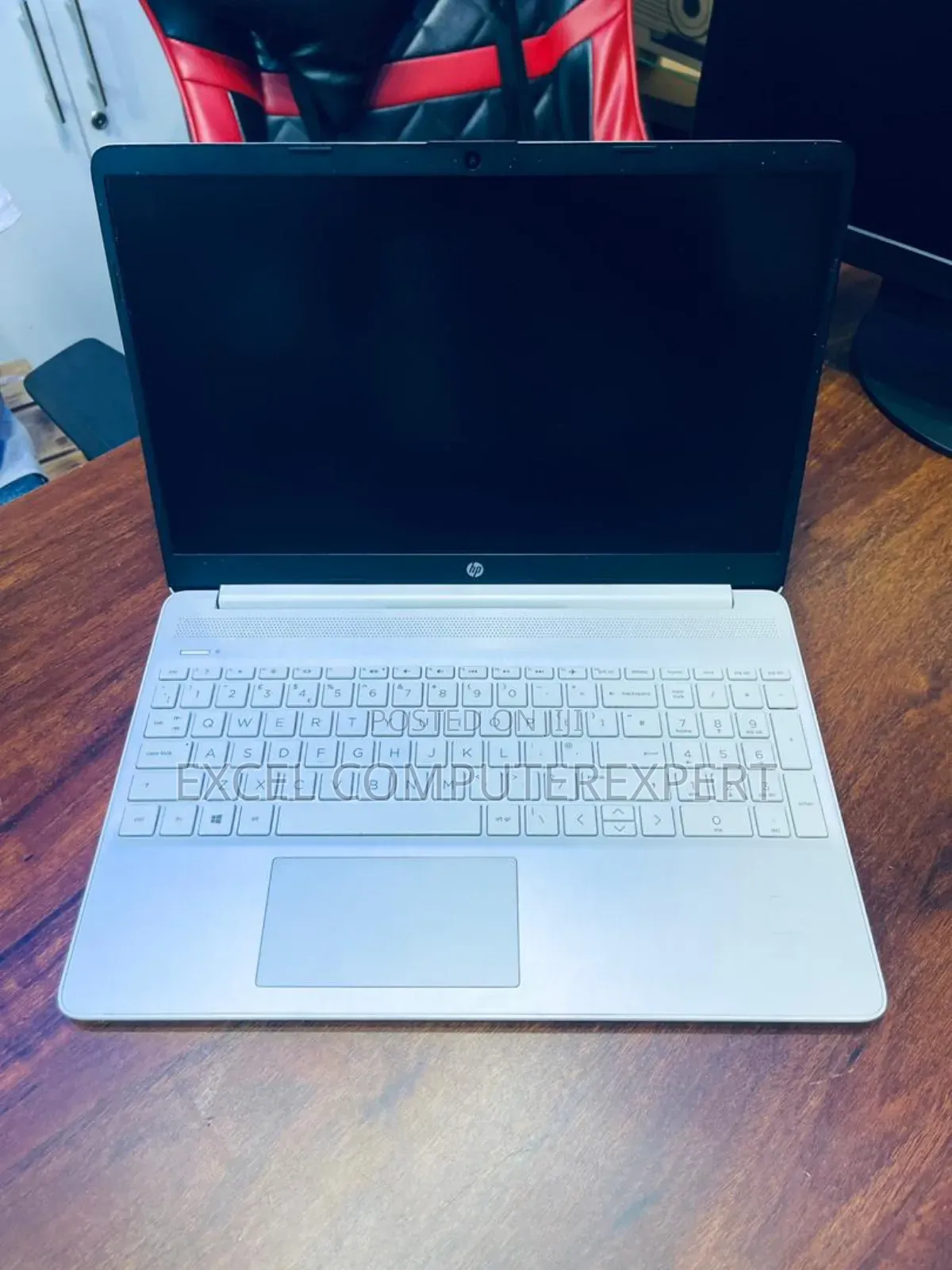 New Laptop HP 250 G6 8GB Intel Core I5 SSD 256GB