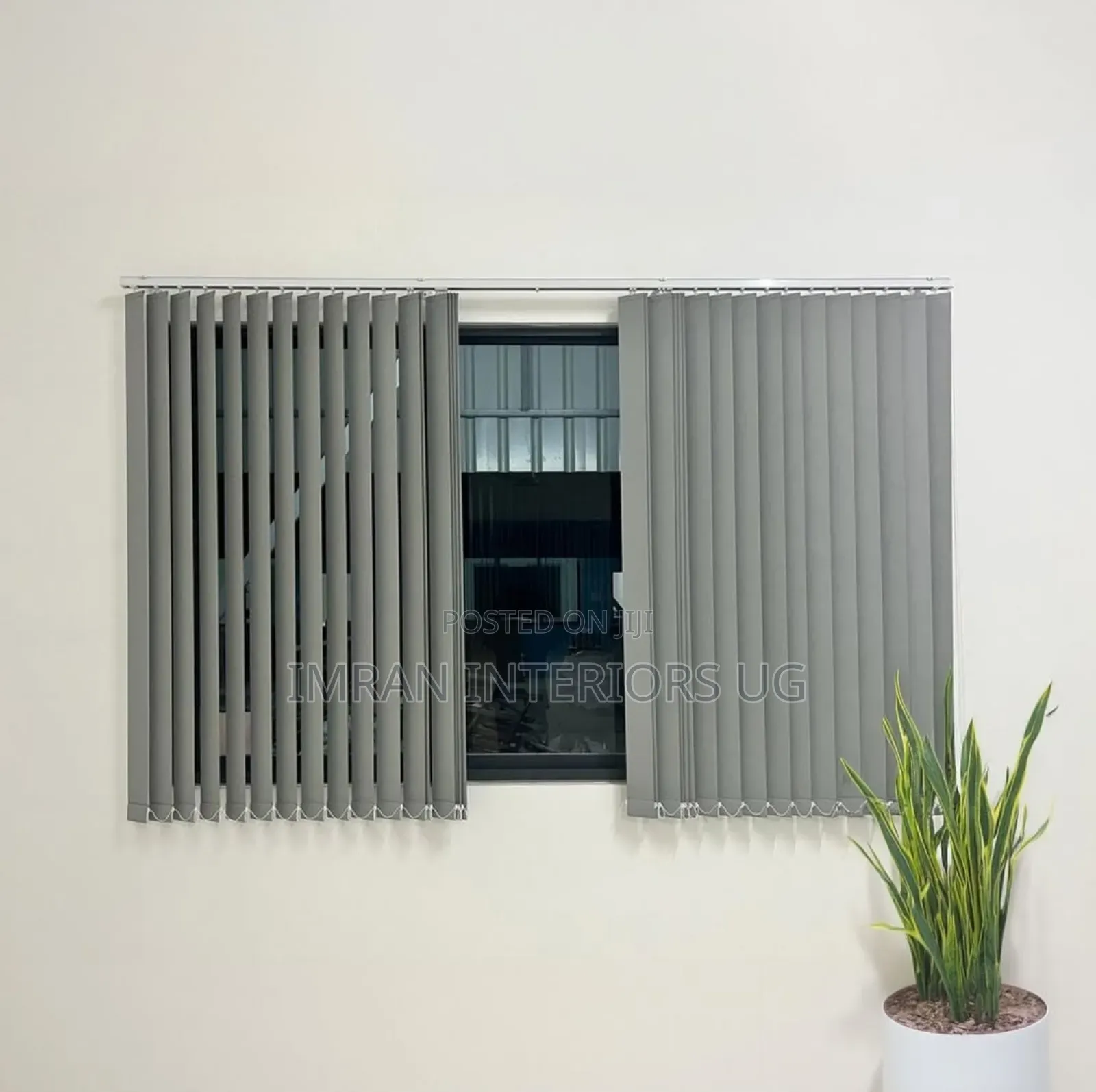 Vertical Office Blinds Best for Offices Available at Cheap