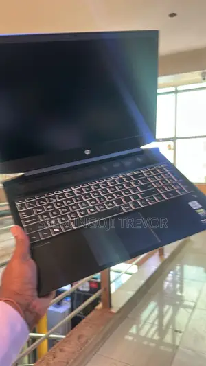 New Laptop HP Pavilion 15 16GB Intel Core I7 SSHD+SSD 512GB