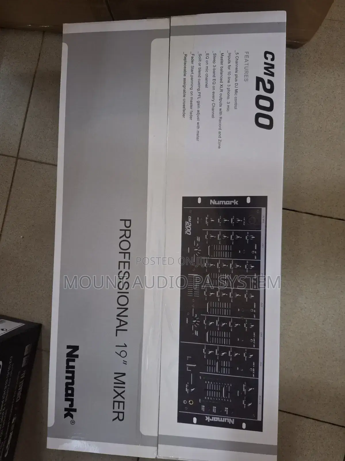 Professional 19"Mixer