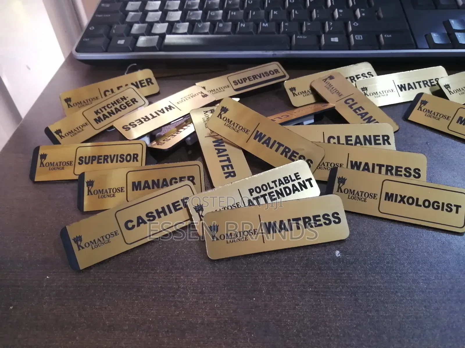 Nametags.Gold Silver