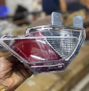 Toyota Rav4 2014 - 2016 Rear Bumper Light / Reflector