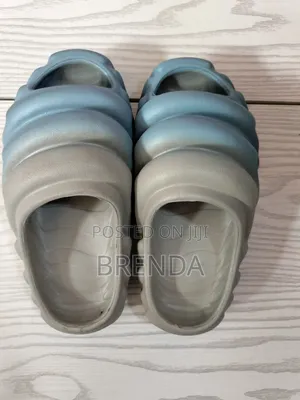 Brand New Size 33 Crocs