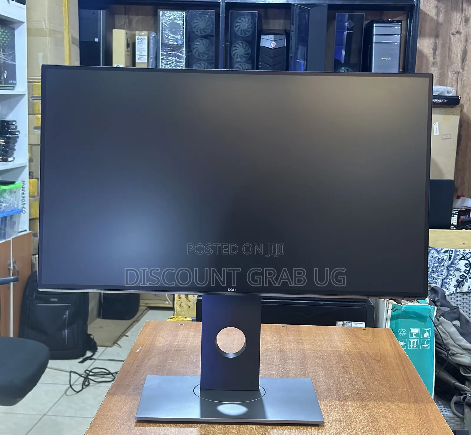 Dell 27” Ips Monitor U2717d