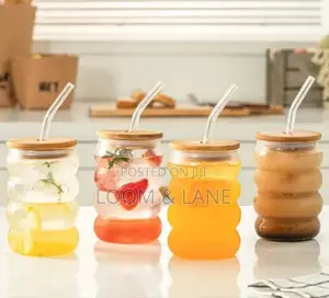 Glass Tumbler With Airtight Wooden Lid and Straw