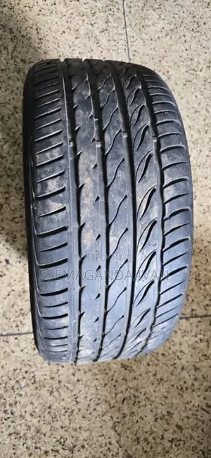 235/35r19 Used FRD Tyre