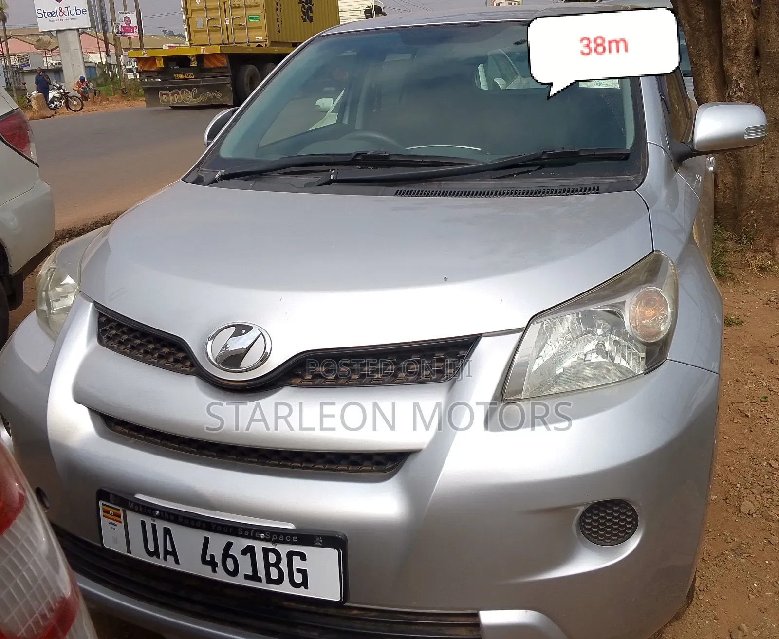 Toyota IST 2010 Silver