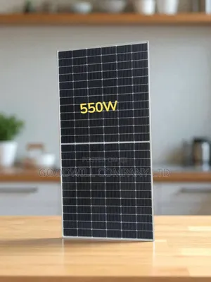 550w Mono Crystalline Solar Panel Green Energy