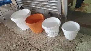 All Size Plastic Flower Pots Round