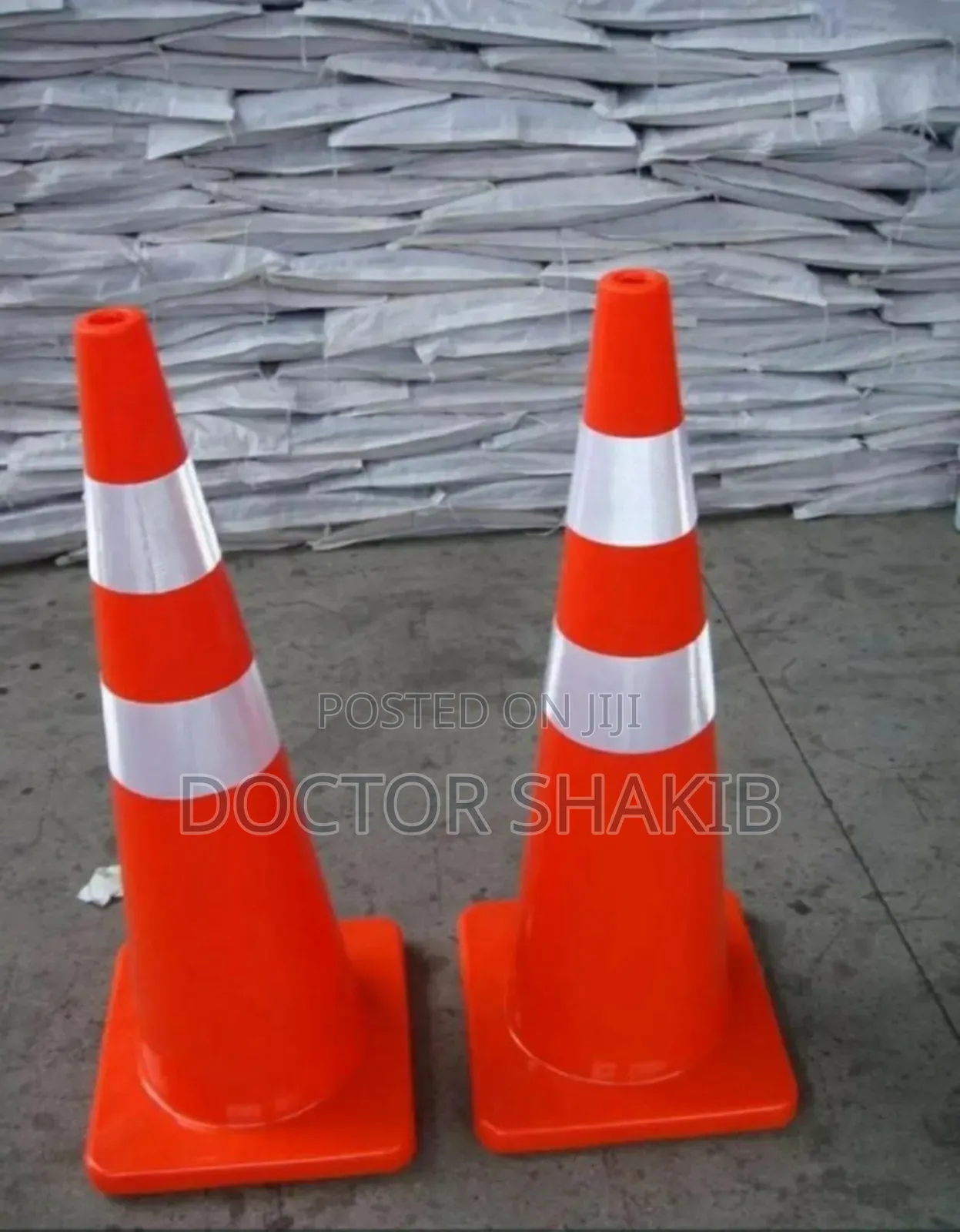 New Strong 2pcs Safety Traffic Cones With 75cm