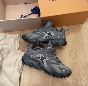 Original Louis Vuitton “Runner Tatic” Trainer Sneakers