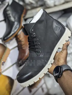 Original Black/Grey Timberland Smart Casual Leather Boots